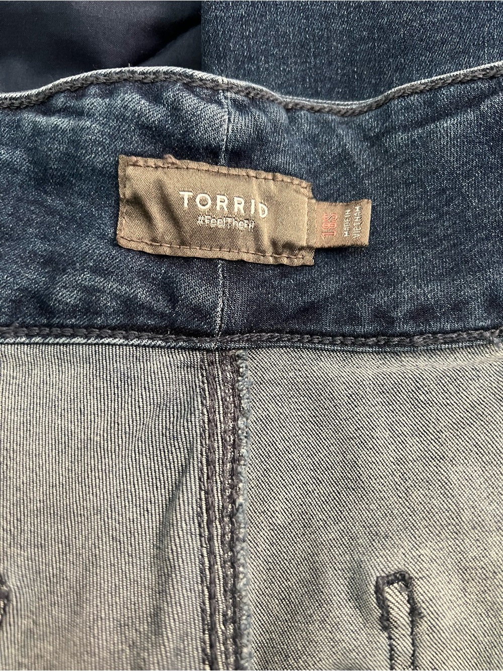 Torrid High-Rise Flare Tie-Belt Jeans Size 18S Medium Wash - Picture 6 of 8